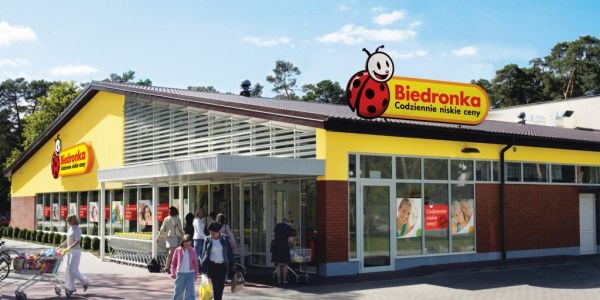 Poland’s Biedronka Extends Opening Hours Of Stores