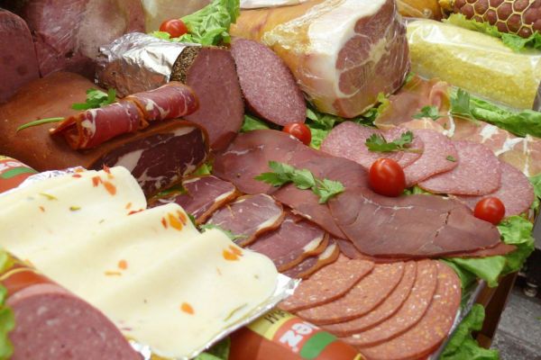Italy Becomes World's Leading Salami Exporter