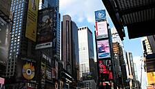 US Retail Sales Rise Less Than Expected In November