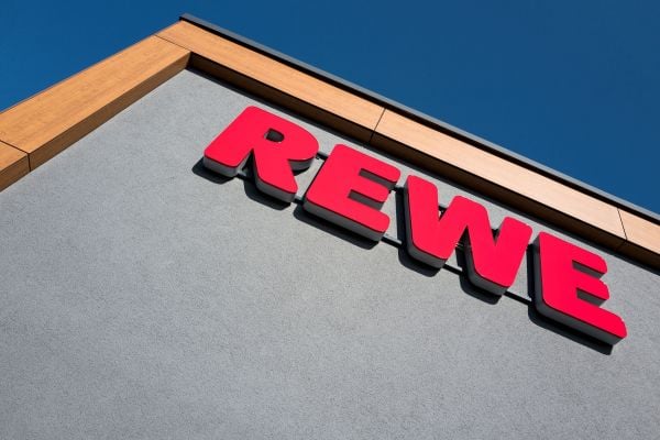 German Supermarket Chain Rewe Steps Up E-Commerce Challenge