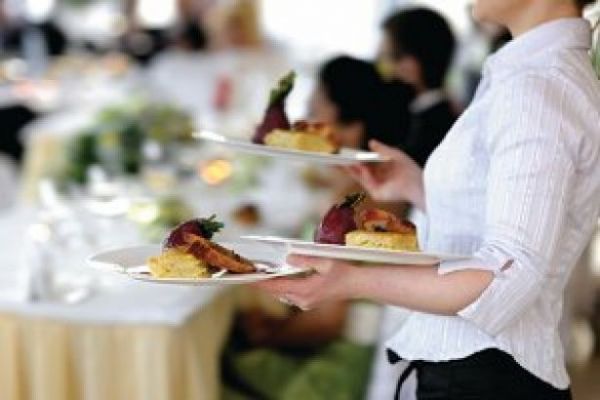 Caterer Compass Raises Growth Forecast In Post-Pandemic Recovery