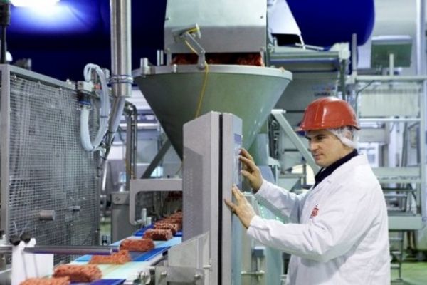 Hilton Food Group To Run Woolworths Meat Plants In Australia