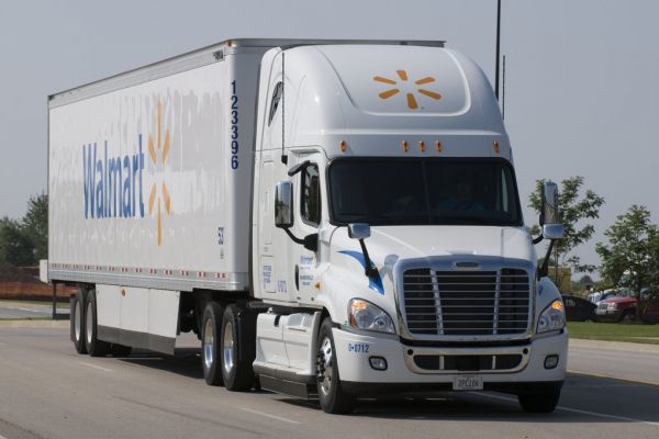 Walmart Will Simplify Its Sprawling US Store Operations