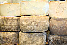 US Hits Scotch Whiskey, Italian Cheese, French Wine With 25% Tariffs