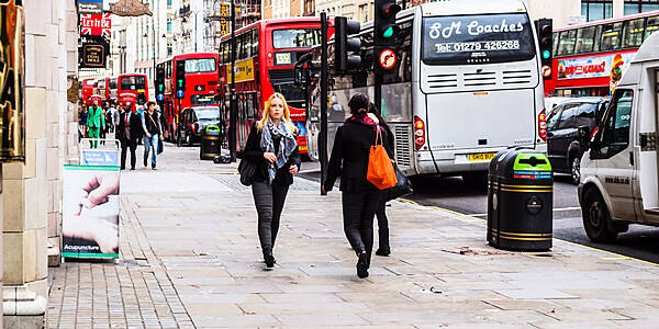 UK Retail Sales Advance As Brexit Price Increases Persist