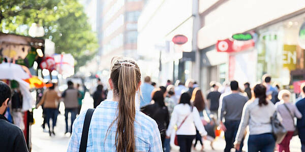 UK Retailers Report Higher Spending In March: BRC