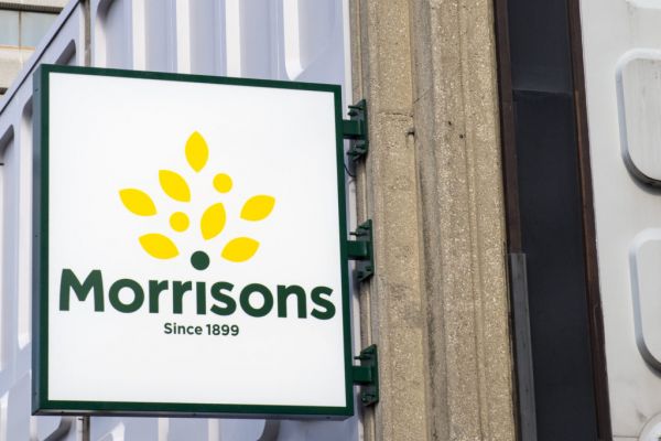 Morrisons Quarterly Sales Beat Forecasts, Silent On Sainsbury's-Asda