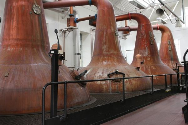 Irish Whiskey Association Welcomes New Derry Distillery
