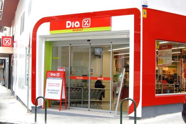 Moody's Downgrades Spanish Retailer DIA's Bond Ratings