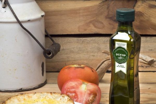 Pompeian And DCOOP Extend Olive Oil Partnership