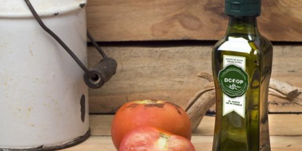 Pompeian And DCOOP Extend Olive Oil Partnership