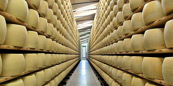 Italy’s Parmigiano-Reggiano Sets New Production Record