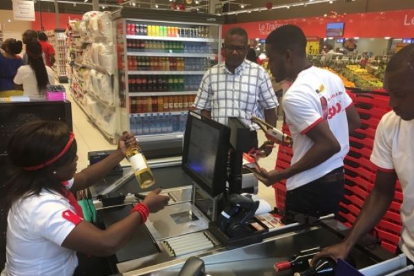 Carrefour Opens First Supermarket In Cameroon