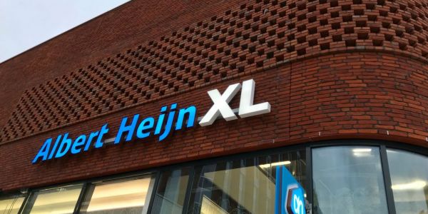 Albert Heijn Opens XL Store In Zaandam