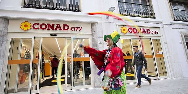 Italy's Conad Posts 4.9% Sales Growth, Seeks To Overtake Coop