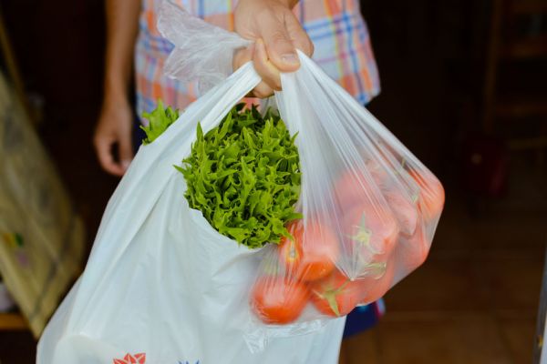 Introduction Of Biodegradable Bags Impacts Fruit & Veg Sales In Italy