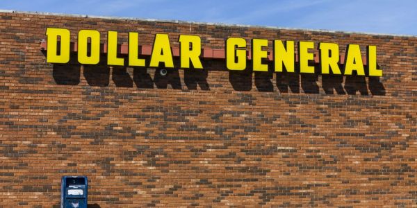 Dollar General Same-Store Sales Miss Estimates