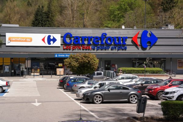 Carrefour Gains On French Market Leader E.Leclerc: Kantar Worldpanel