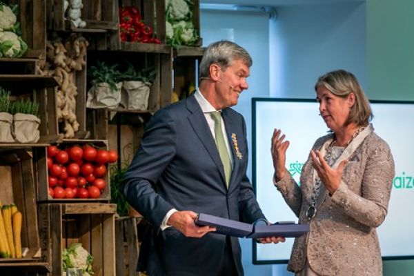Former Ahold Delhaize CEO Receives Royal Decoration At Farewell Event