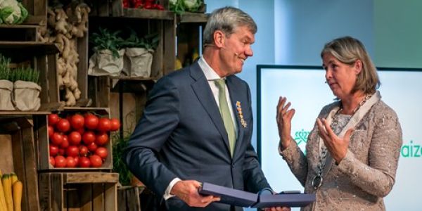 Former Ahold Delhaize CEO Receives Royal Decoration At Farewell Event