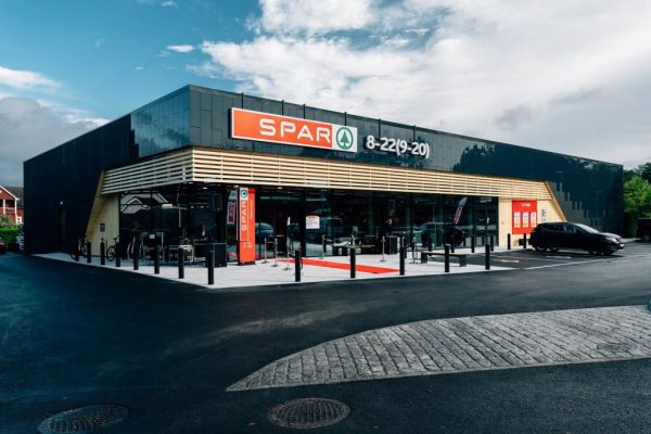 Norwegian Spar Outlet Cuts CO2 Emissions By Almost 60%