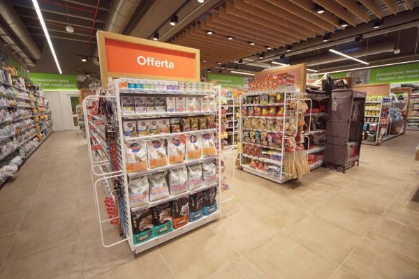 Unicoop Firenze To Acquire 29 Stores From Coop Centro Italia