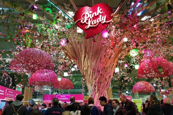Pink Lady® Delights The International Agricultural Show