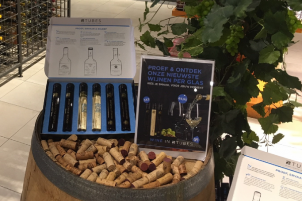 Albert Heijn Introduces Home Wine-Tasting Kit