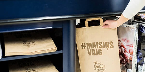 Maxima Introduces Eco-Friendly Grocery Bag Following Social Media Poll