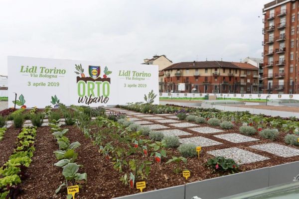 Lidl Italia Opens Store With 'Urban Garden' In Turin