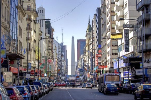 Sales Of Food, Cars Slow In Argentina After Peso Crash As Election Looms