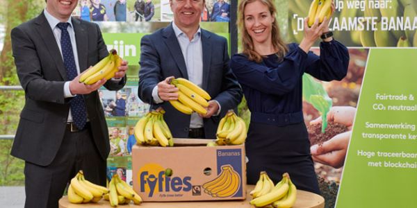 Plus To Use Blockchain To Trace Banana Supply Chain