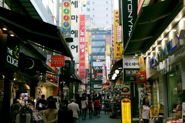 South Koreans Boycott Japanese Brands As Diplomatic Row Intensifies