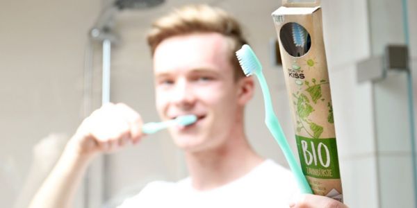 Spar Austria Introduces Organic Toothbrush