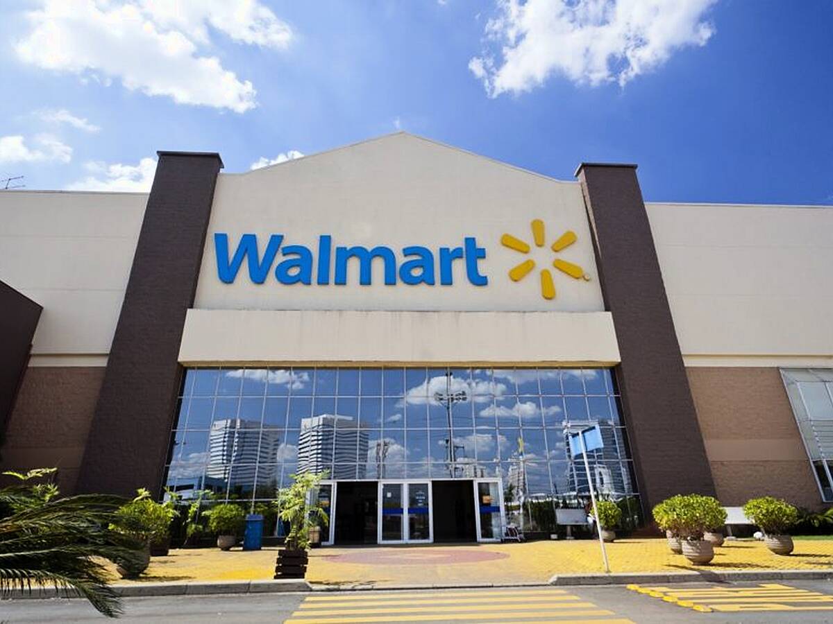 Does Walmart Own Wayfair In 2022? (Not What You Think)