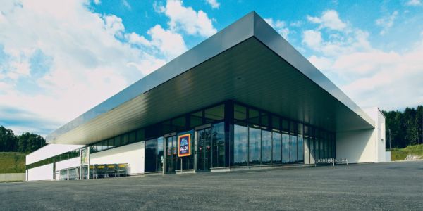 Aldi Plans To Expand Operations In Italy And Switzerland