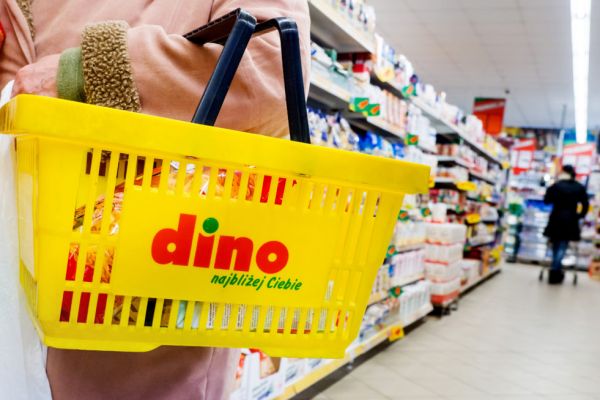 Dino Polska Sees LFL Sales Growth Of 9.5% In First Half