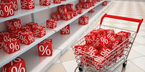 Deep Discounting During Festive Period Impacts UK Retailers, Study Finds