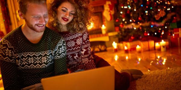 UK Consumers Embrace Black Friday Discounts, Shop Early For Xmas