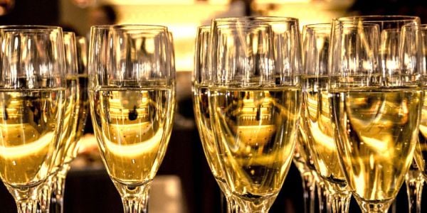 UK Consumers Purchased £2.2bn Worth Of Sparkling Wine Last Year