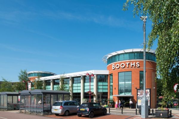 UK Retailer Booths Sees Sales Rise During Christmas