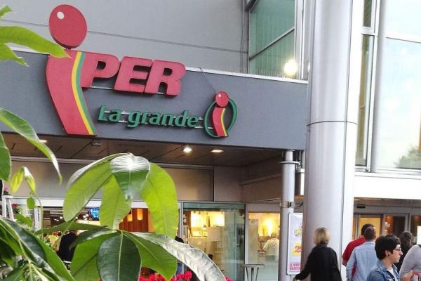 Italy's Finiper, Conad To Rebrand Six Hypermarkets