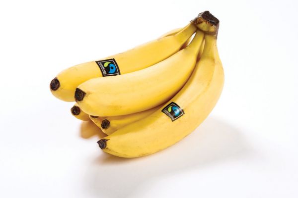 Carrefour Supports Fairtrade Banana Project