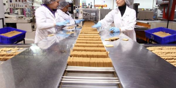 Israeli Foodmaker Strauss Sees Q4 Profit Up