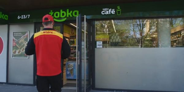 Żabka Offers Parcel Delivery In All Outlets For DHL Customers