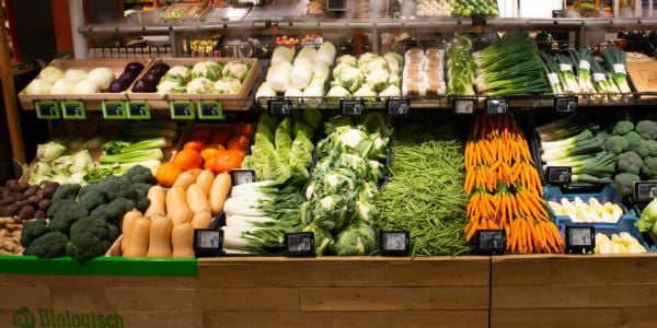 Albert Heijn Trials Plastic-Free Fruit And Vegetable Department