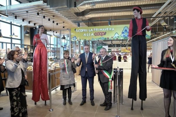 Nova Coop Opens A New Superstore In Giaveno