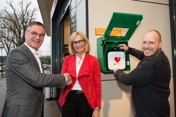 Coop And Dutch Red Cross To Install AEDs At Supermarkets
