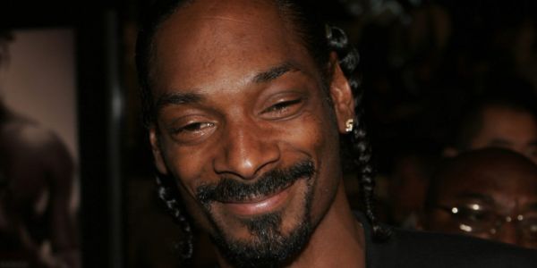 Corona Beer Teams Up With Snoop Dogg For ‘La Vida Más Fina’ Campaign