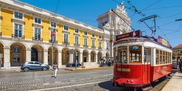 Portuguese Groups Developing Strategy For Retail Reopening